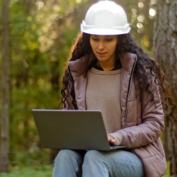 Diplomado-en-Direccion-y-entorno-regulatorio-en-recursos-naturales-2