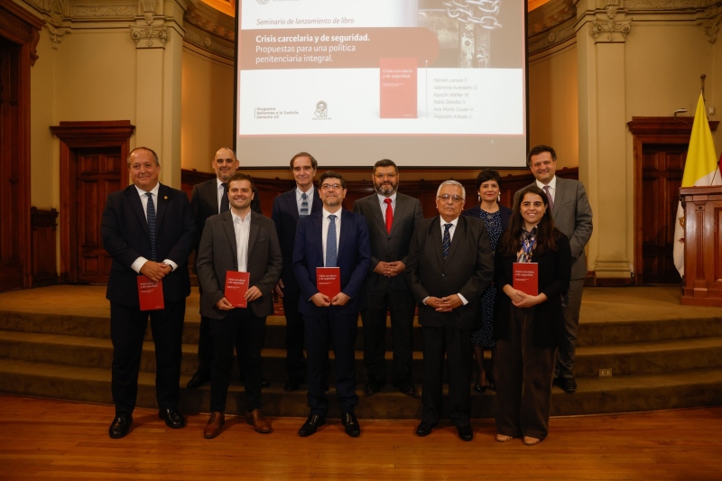 Participantes del seminario sobre propuestas para una política penitenciaria integral.